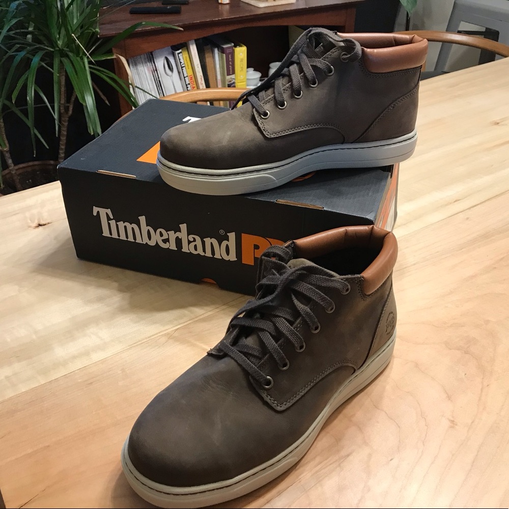 Timberland Pro steel toe Chukka boots